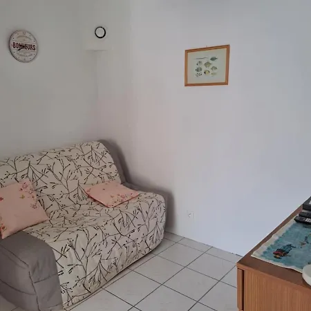 Location בית נופש לה ברנרי-אן-רץ